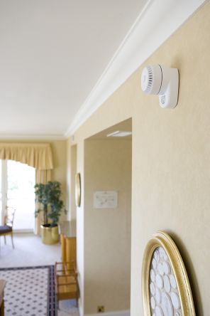 Fulleon RoLP LX 系列 红色灯罩 闪光 LED 发声器 - 信号灯塔组合, 电子发声, 墙壁, 18 → 28 V 直流,9 → 15 V 直流, 106dB
Fulleon RoLP LX 系列 红色灯罩 闪光 LED 发声器 - 信号灯塔组合, 电子发声, 墙壁, 18 → 28 V 直流,9 → 15 V 直流, 106dB
